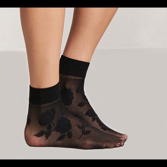 🌟SOLD/Nip/Sheer Ankle Socks w Floral Design/ - Picture 3 of 5